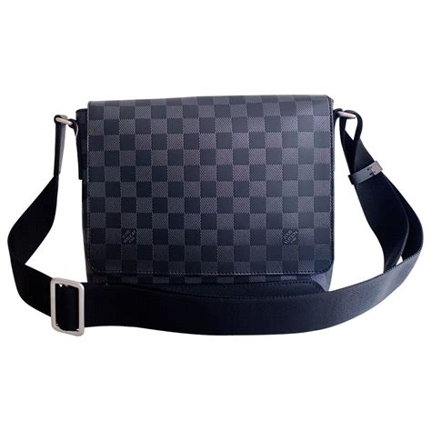 sacoche louis vuitton pour homme|vente de sac louis vuitton.